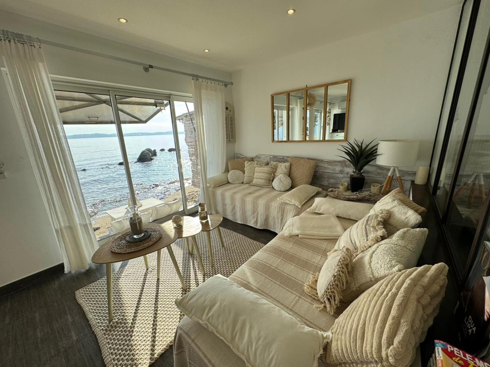 Lou Cabanou Apartment Sainte-Maxime Exterior photo